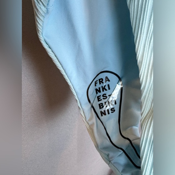 ✨2XHP✨Frankie’s Bikinis Lorelai Underwire Tie Back One-Piece Swimsuit- Sz Small - Picture 6 of 8